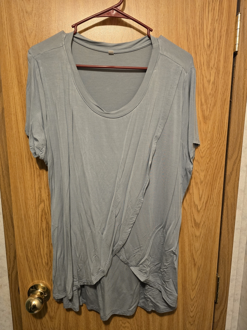 Women’s Relaxed Scoop Neck Top in Light Blue